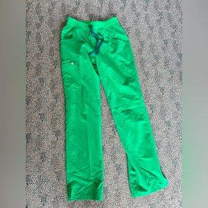 Figs Technical Collection in Bright Green